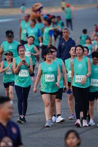 BIB: 5057, 52731, 52820, 5317, 5295
                            <button type="button" onclick="openModal(10525679)" class="btn btn-primary btn-sm float-right btn-popup" data-toggle="modal" data-target=".modal-high-quality">
                        <i class="fas fa-shopping-cart"></i> Add to Cart
                    </button>
                                            <button type="button" onclick="isThisMe(10525679, true)" class="btn btn-success btn-sm float-right btn-popup btn-isme hidden" data-toggle="tooltip" data-placement="bottom" title="นี่คือรูปของคุณใช่ไหม คลิกที่นี่เพื่อเอาเข้าอัลบั้ม">
                        <i class="fas fa-plus"></i> Add to album
                    </button>
                    <button type="button" onclick="isThisMe(10525679, false)" class="btn btn-warning btn-sm float-right btn-popup btn-isnotme hidden">
                        <i class="fas fa-ban"></i> Remove from album
                    </button>
